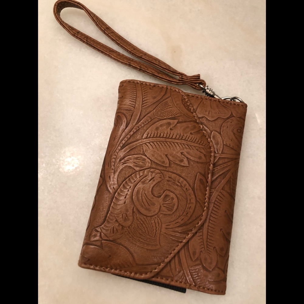Pretty Leather Wristlet